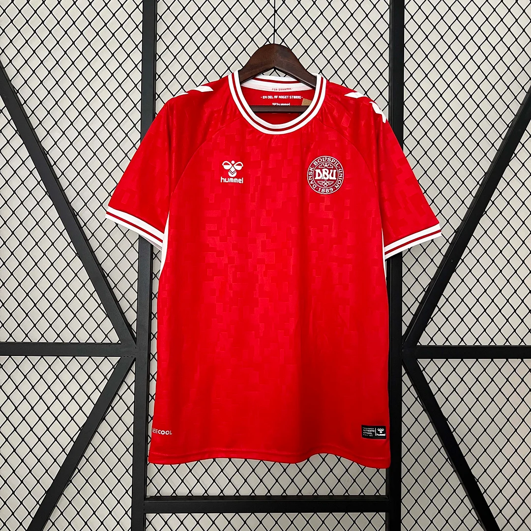 Uniforme Denmark Home 2024