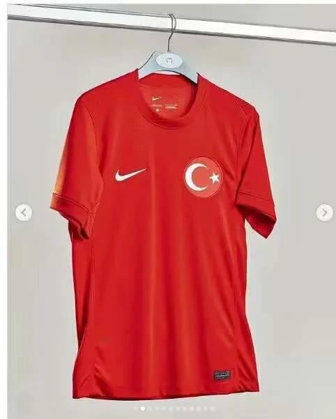 Uniforme Turkey Away 2024